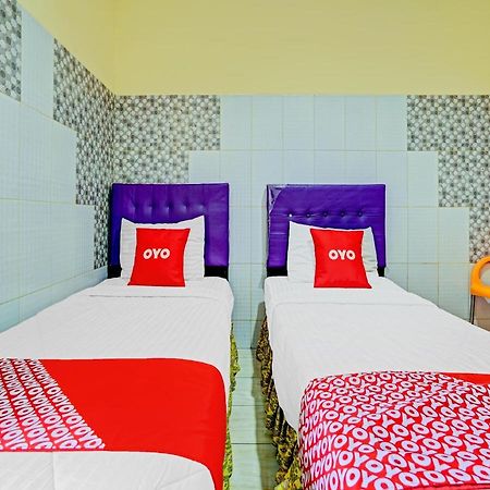 Oyo 90238 Hotel Nusantara Cirebon Extérieur photo