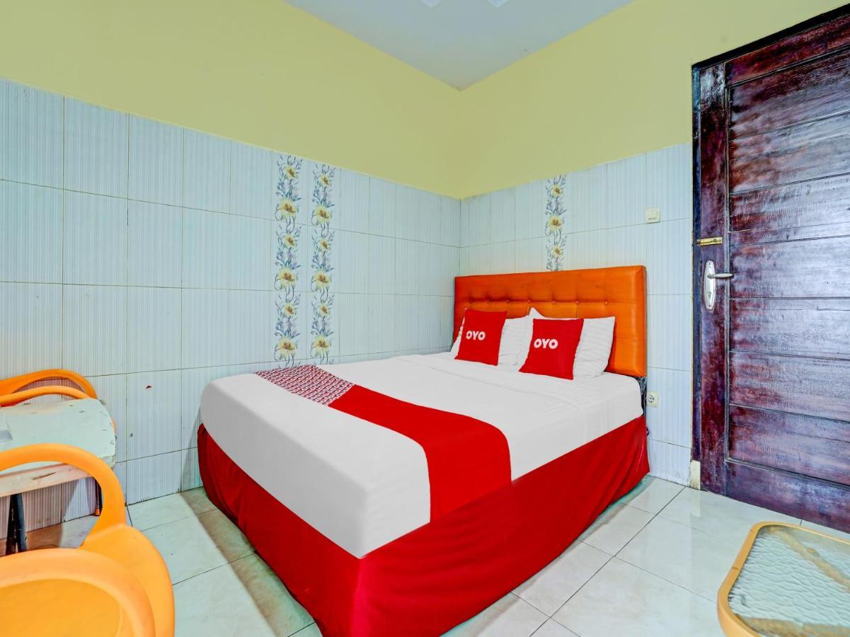 Oyo 90238 Hotel Nusantara Cirebon Extérieur photo